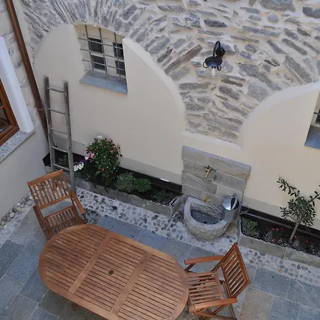 Casa Petrolli