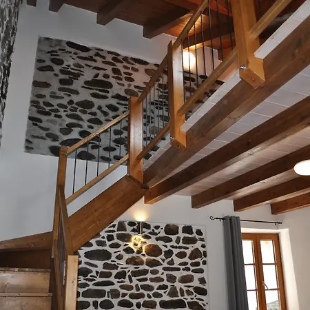 Casa Petrolli 카노비오